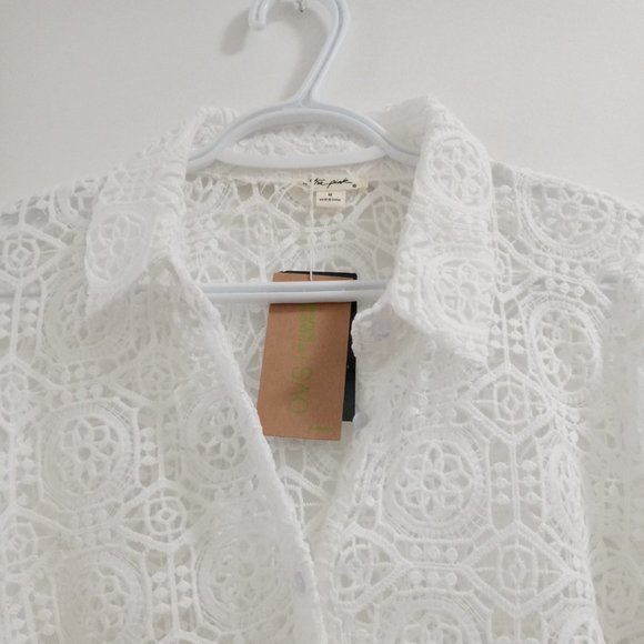 Ultra Pink White Lace Blouse - Picture 2 of 5